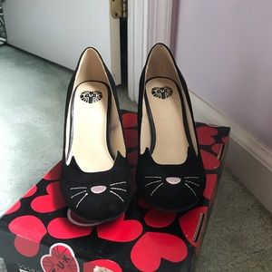 TUK cats heels size 6. New with box